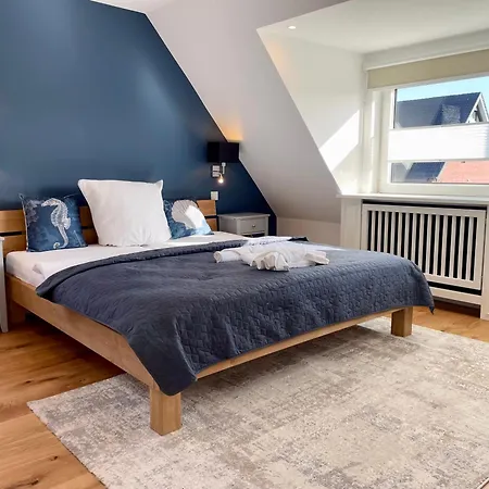 Bootshaus Holiday home Wenningstedt-Braderup