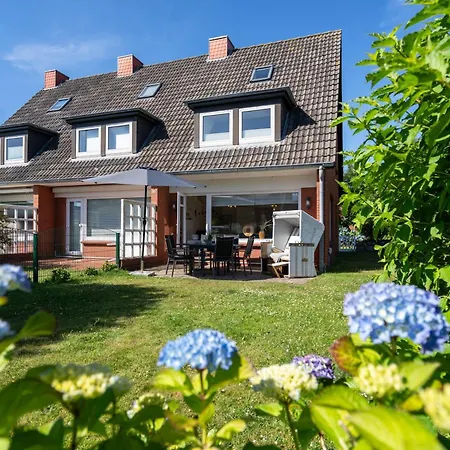 Holiday home Bootshaus *