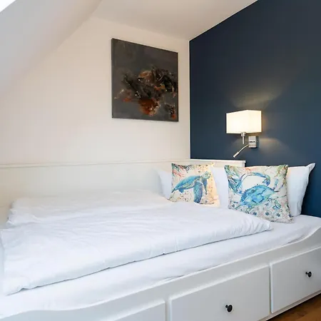 Bootshaus Holiday home Wenningstedt-Braderup
